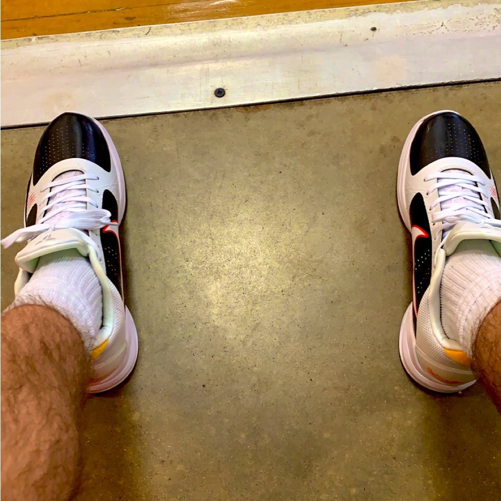 Meet your Posher, Zech